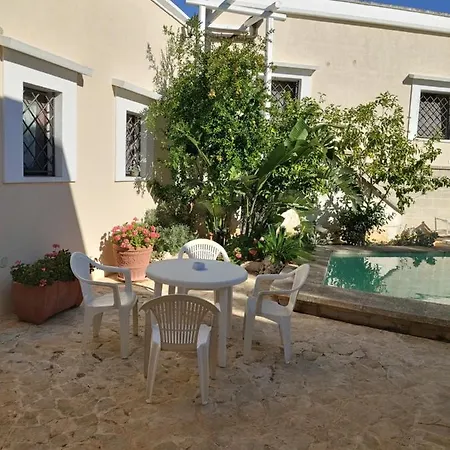 Casal Del Borgo Villa Ostuni Buitenkant foto